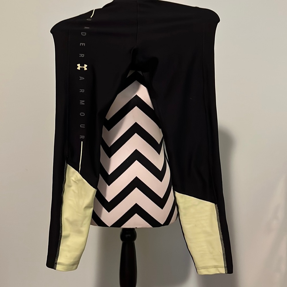 Under armour capris leggings
